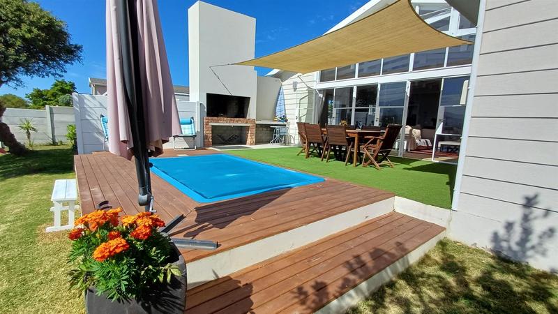 3 Bedroom Property for Sale in Klein Brak Western Cape